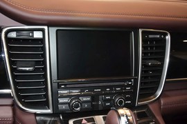 2014款保时捷Panamera