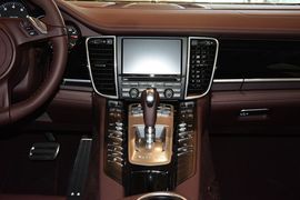 2014款保时捷Panamera