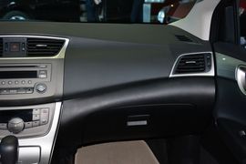 2014款日产轩逸1.6XV