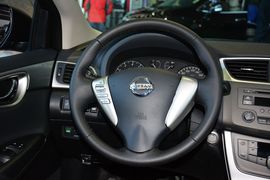 2014款日产轩逸1.6XV