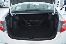 2015款本田凌派1.8L自动豪华版