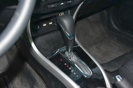 2015款本田凌派1.8L自动豪华版