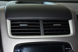 2014款雪佛兰爱唯欧三厢1.4L手动舒享版