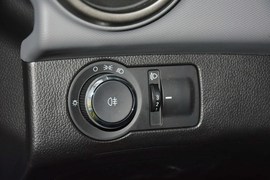 2014款雪佛兰爱唯欧三厢1.4L手动舒享版