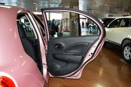 2015款日产玛驰1.5L自动型