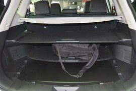 2014款日产奇骏2.0L