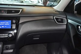 2014款日产奇骏2.0L