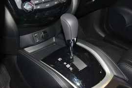 2014款日产奇骏2.0L