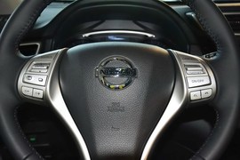 2014款日产奇骏2.0L