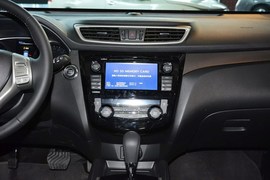 2014款日产奇骏2.0L