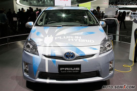 丰田普锐斯插电混合动力车东京车展实拍