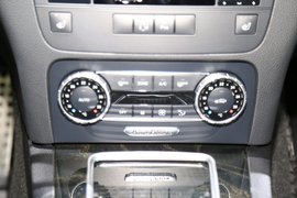 奔驰GLK300极致版广州车展实拍