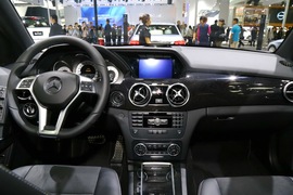 奔驰GLK300极致版广州车展实拍