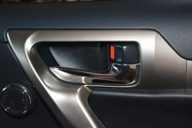 2014款雷克萨斯GX400豪华版