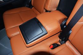 2014款雷克萨斯GX400豪华版