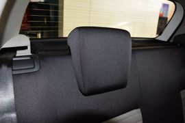 2013款铃木雨燕1.3L手动标准型