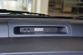 2013款铃木雨燕1.3L手动标准型