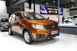 东风风行景逸X3广州车展实拍