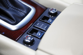 2014款国产英菲尼迪QX50车展解读