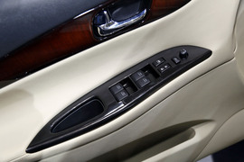 2014款国产英菲尼迪QX50车展解读