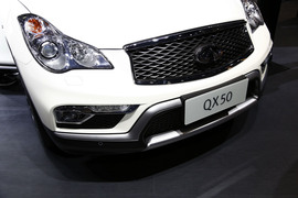 2014款国产英菲尼迪QX50车展解读