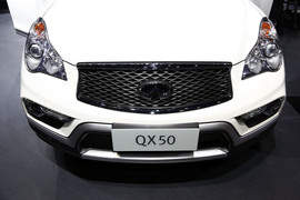 2014款国产英菲尼迪QX50车展解读