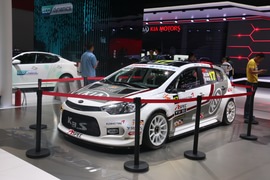 起亚K3S赛车