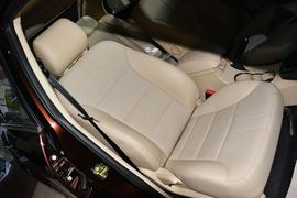 2013款吉利帝豪经典版1.8L手动精英型