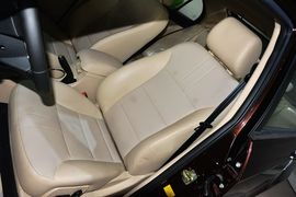 2013款吉利帝豪经典版1.8L手动精英型