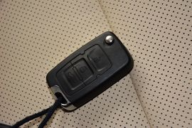 2013款吉利帝豪经典版1.8L手动精英型