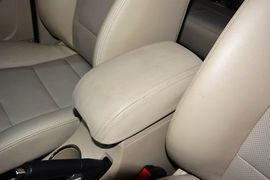 2013款吉利帝豪经典版1.8L手动精英型