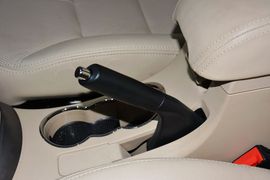 2013款吉利帝豪经典版1.8L手动精英型