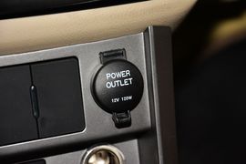 2013款吉利帝豪经典版1.8L手动精英型