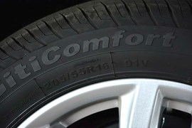 2013款吉利帝豪经典版1.8L手动精英型