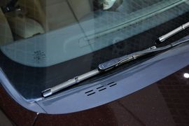 2013款吉利帝豪经典版1.8L手动精英型