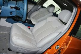 2014款比亚迪秦1.5T旗舰型