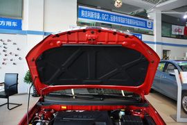 2014款吉利新帝豪两厢1.3T手动精英型