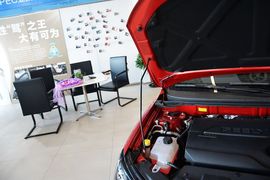 2014款吉利新帝豪两厢1.3T手动精英型