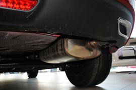 2014款吉利新帝豪两厢1.3T手动精英型