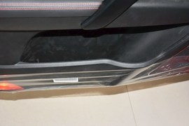 2014款吉利新帝豪两厢1.3T手动精英型