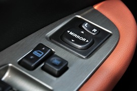 2015款东风风行景逸X5