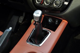 2015款东风风行景逸X5