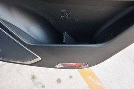 2015款吉利GX7运动版2.0L自动尊享型