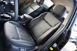 2015款吉利GX7运动版2.0L自动尊享型