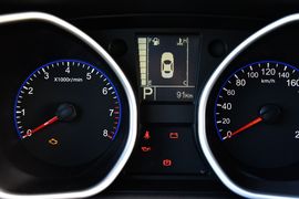 2015款吉利GX7运动版2.0L自动尊享型