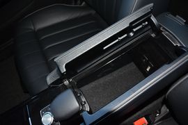 2015款奔驰E320L运动型