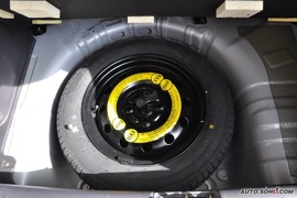 2009款长安悦翔两厢1.5L自动