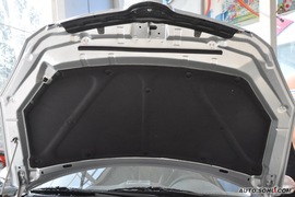 2009款长安悦翔两厢1.5L自动