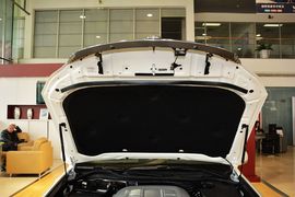 2012款丰田皇冠V6