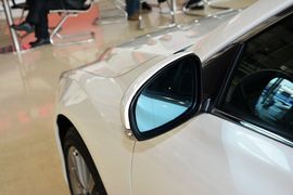 2013款丰田锐志2.5V尚锐导航版